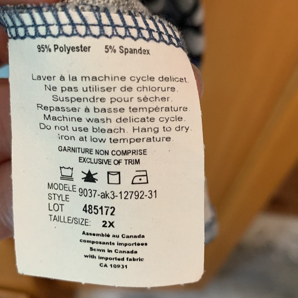 NWT Laura Floral Cowl Neck 2X - Picture 5 of 5